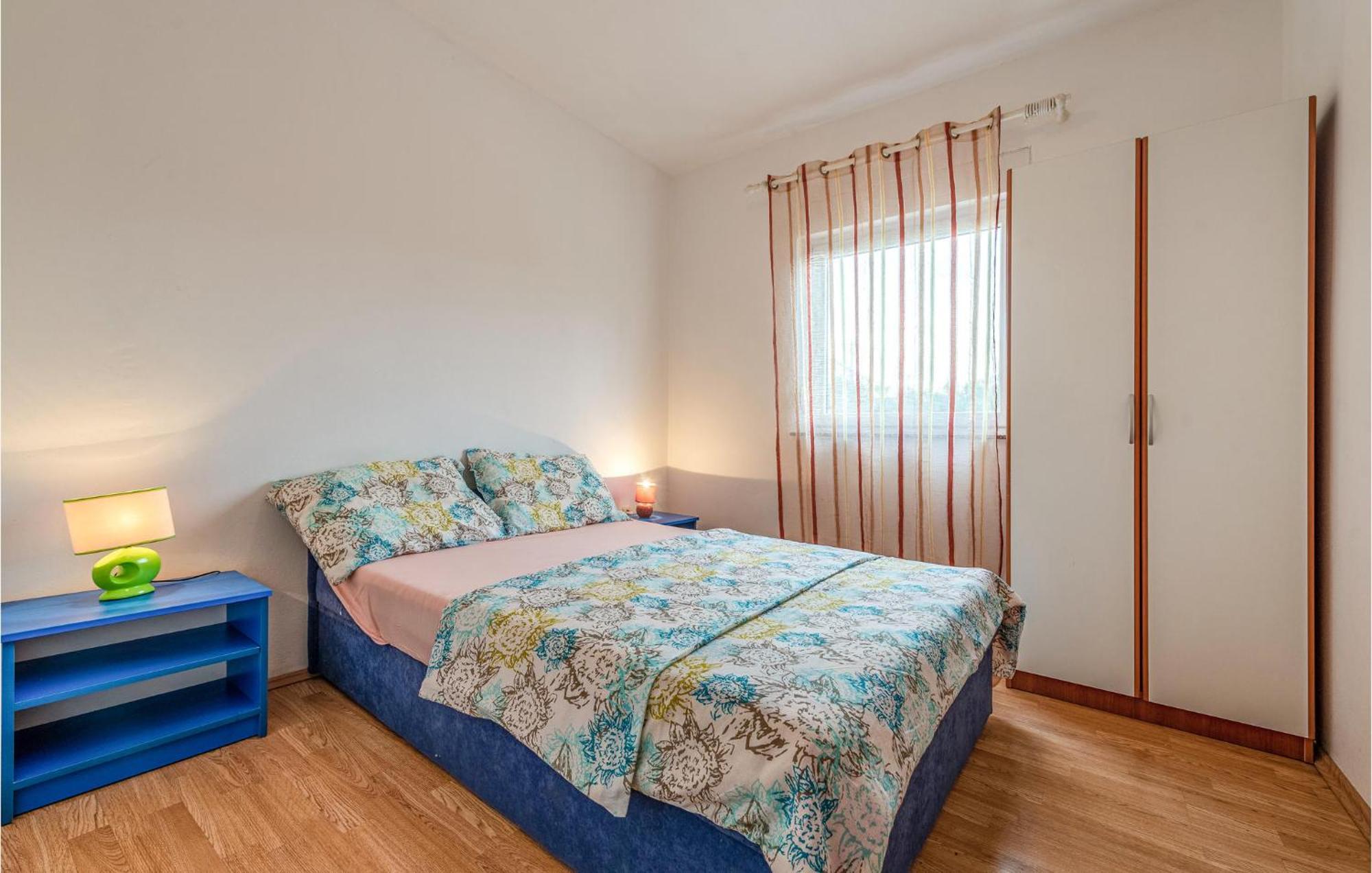 Lovely Apartment In Vir With Kitchen Eksteriør bilde