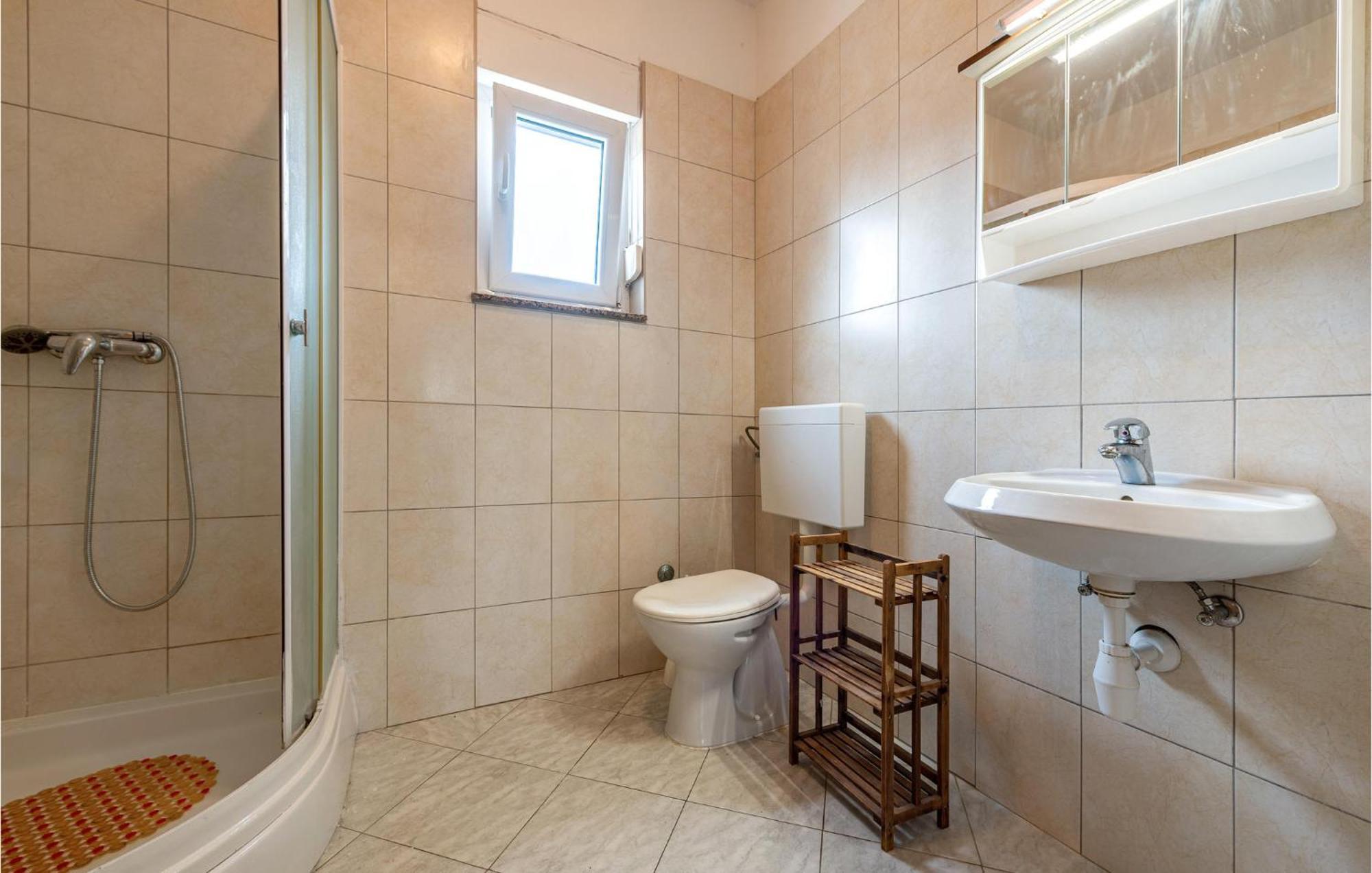Lovely Apartment In Vir With Kitchen Eksteriør bilde