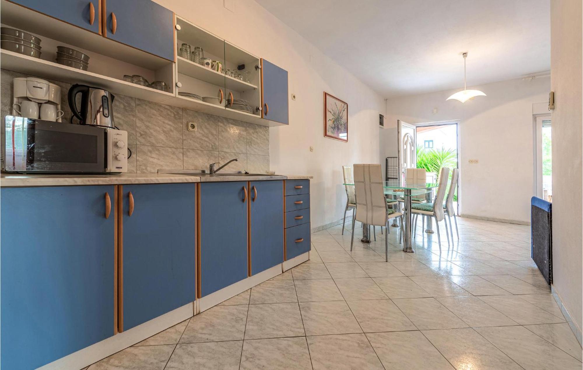 Lovely Apartment In Vir With Kitchen Eksteriør bilde